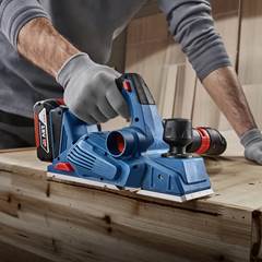 Plaina Bosch GHO 185-LI 18V Brushless 2 lâminas Sem bateria