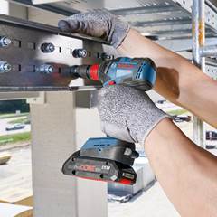 Kit Bosch Parafusadeira Gsb 18v-50 + Chave De Impacto Gdx 18v-200
