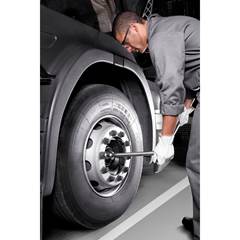 Chave De Roda Em Aço Cromo Vanádio 32x33 Mm Tramontina Pro - 44740/004